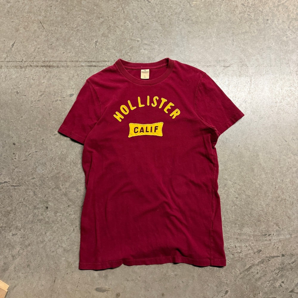 Hollister Mens Burgundy Graphic T-Shirt Yellow Calif Applique Logo Maroon Large‎